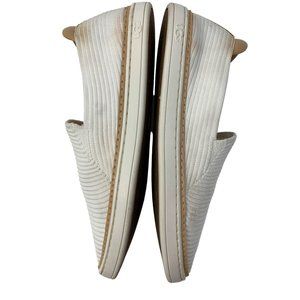 Ugg womens Sz 8 sneaker Slip on Sammy Alameda White Flats Shoes Stretch 6570 GUC